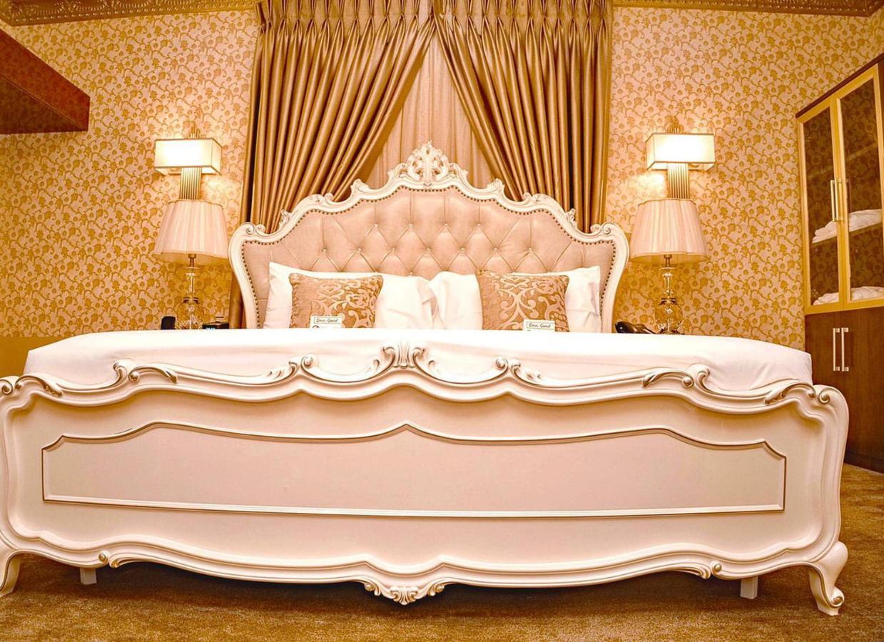 No.1 Hotel Абуджа Екстер'єр фото