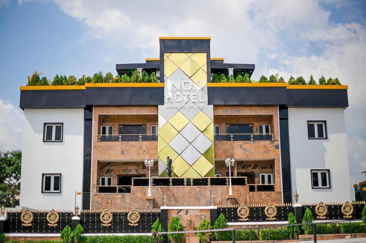 No.1 Hotel Абуджа Екстер'єр фото