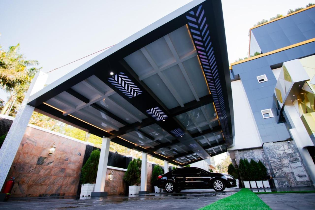 No.1 Hotel Абуджа Екстер'єр фото