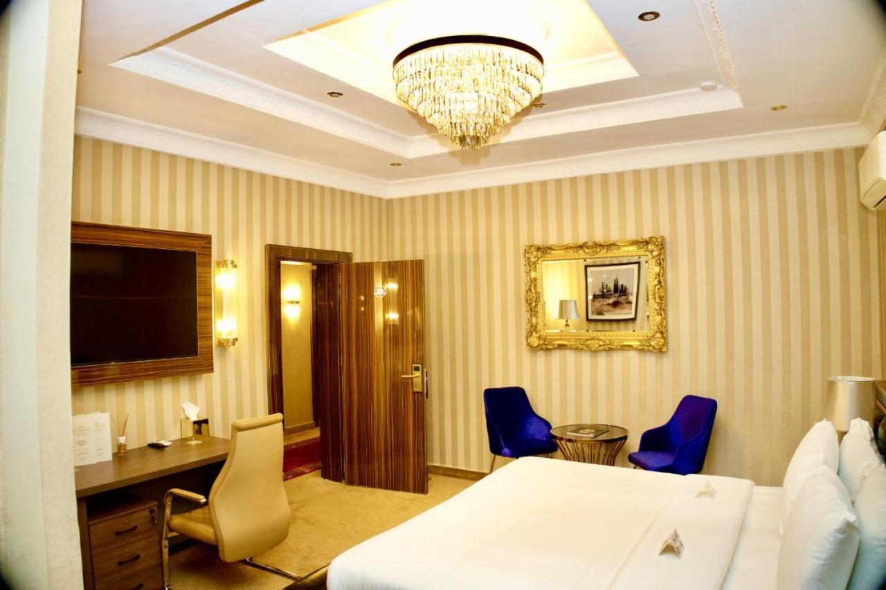 No.1 Hotel Абуджа Екстер'єр фото